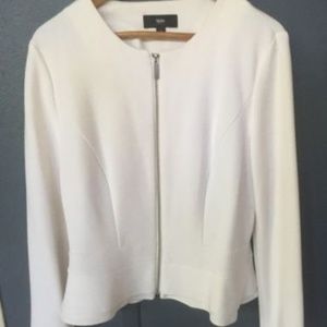 Women's light wieght blazer